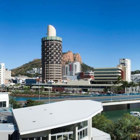 Grand Hotel And Apartments Townsville Ngoại thất bức ảnh