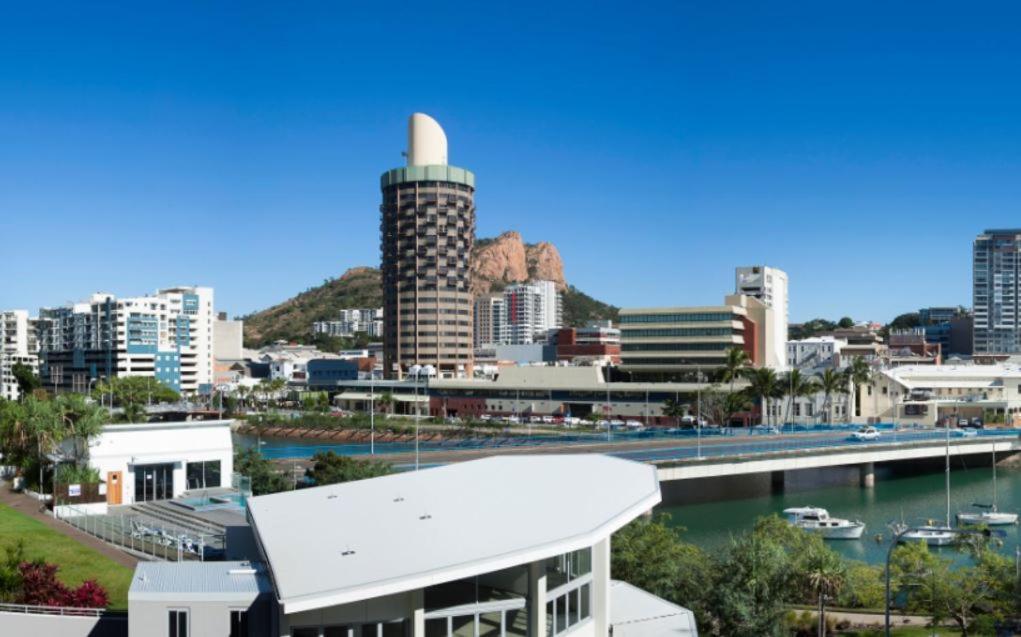 Grand Hotel And Apartments Townsville Ngoại thất bức ảnh