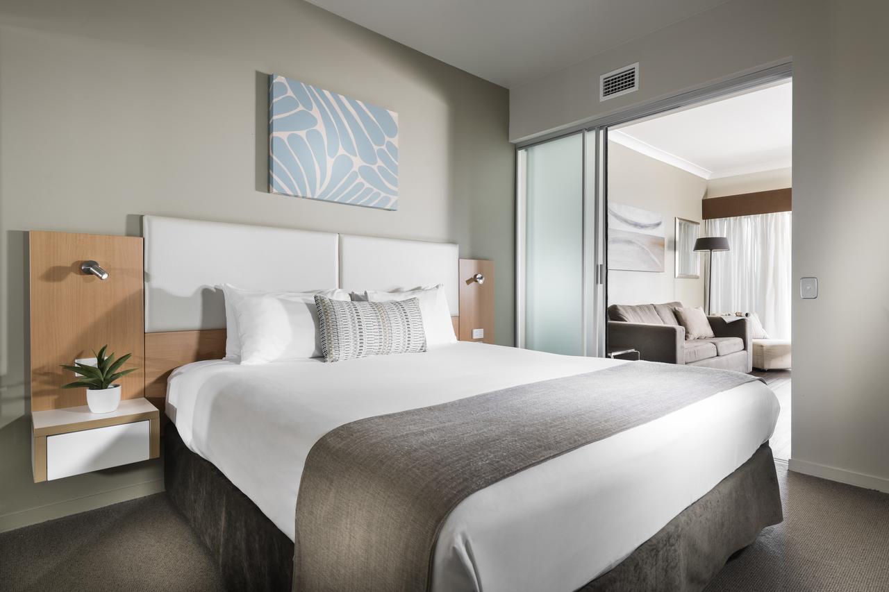 Grand Hotel And Apartments Townsville Ngoại thất bức ảnh