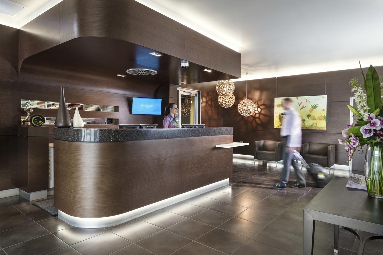 Grand Hotel And Apartments Townsville Ngoại thất bức ảnh