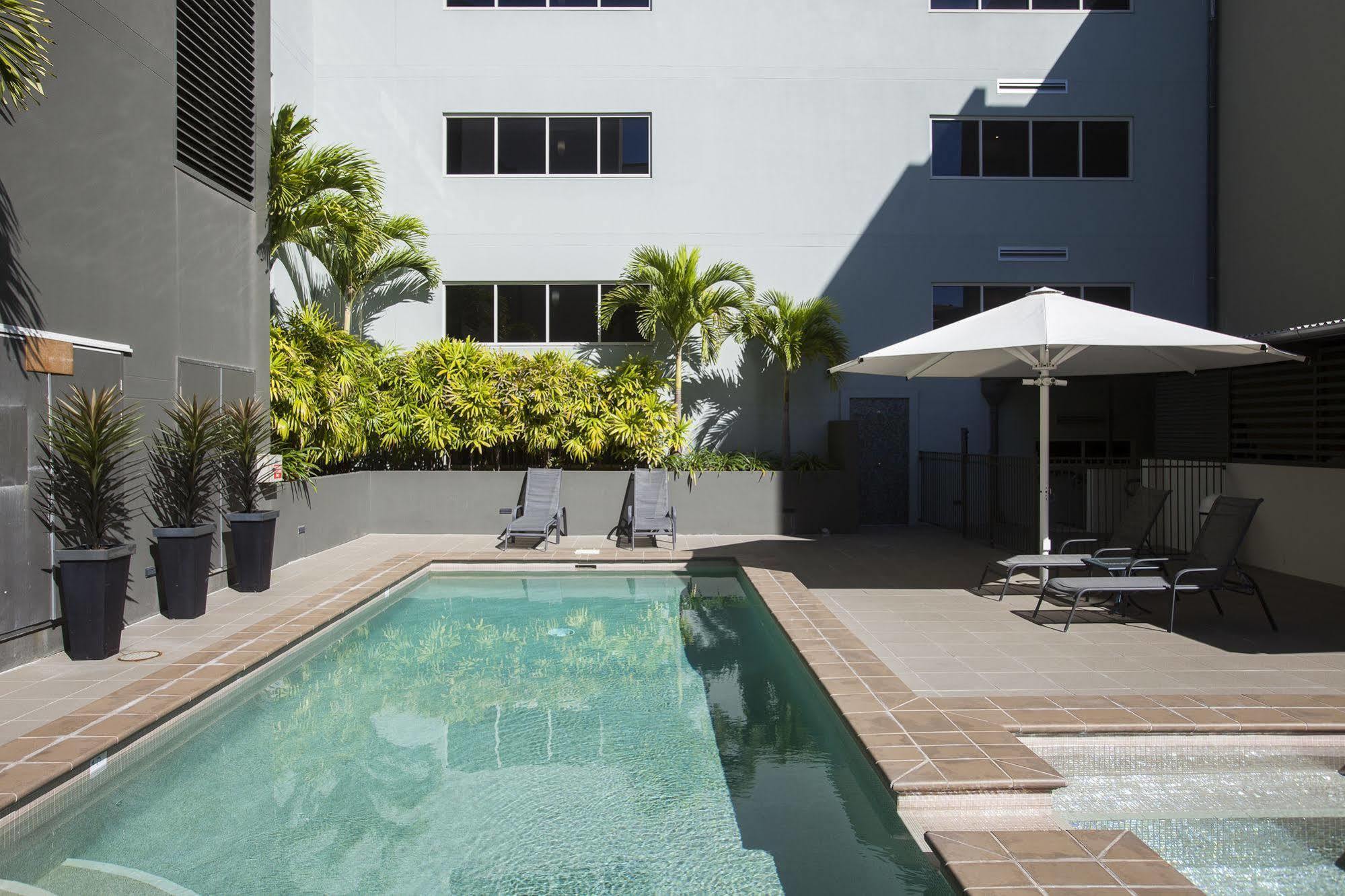 Grand Hotel And Apartments Townsville Ngoại thất bức ảnh
