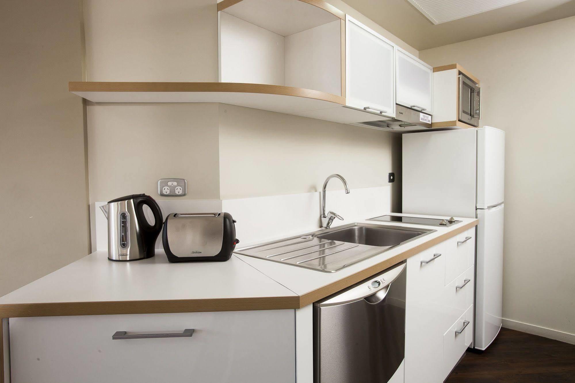 Grand Hotel And Apartments Townsville Ngoại thất bức ảnh