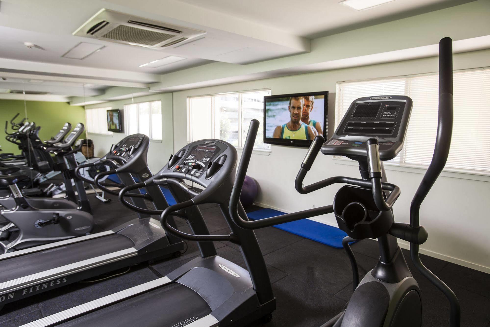 Grand Hotel And Apartments Townsville Ngoại thất bức ảnh