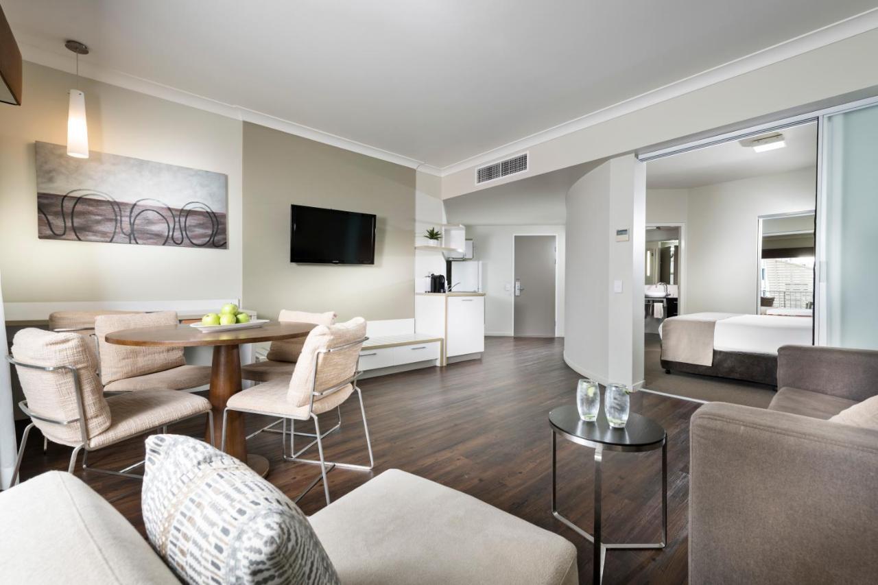 Grand Hotel And Apartments Townsville Ngoại thất bức ảnh