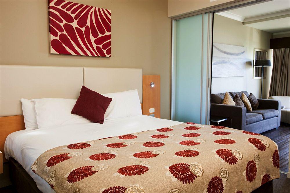 Grand Hotel And Apartments Townsville Ngoại thất bức ảnh